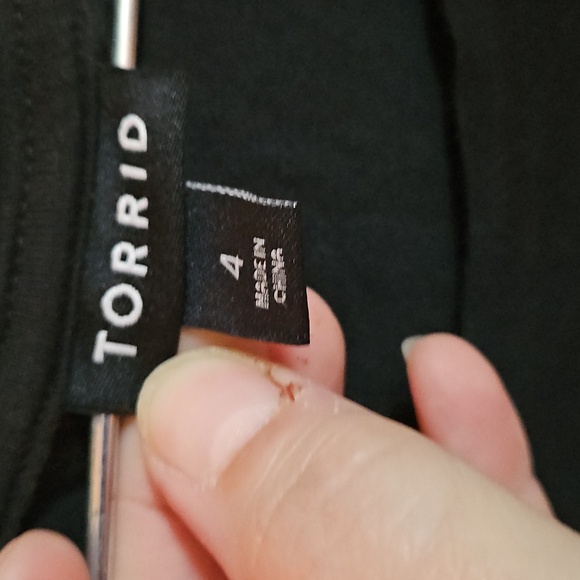 Torrid Womens Classic Black Tee 5 Items $10 - Picture 4 of 5